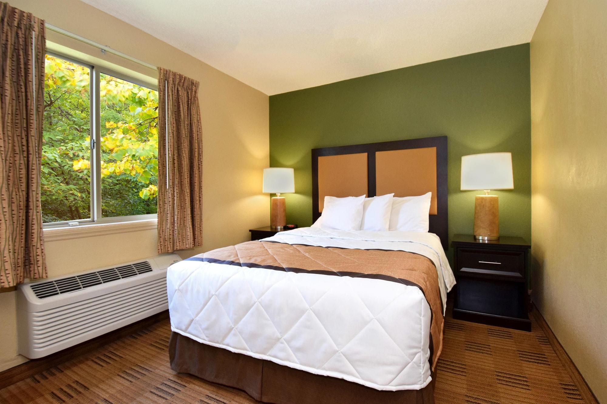 Extended Stay America Suites - Omaha - West Exterior photo