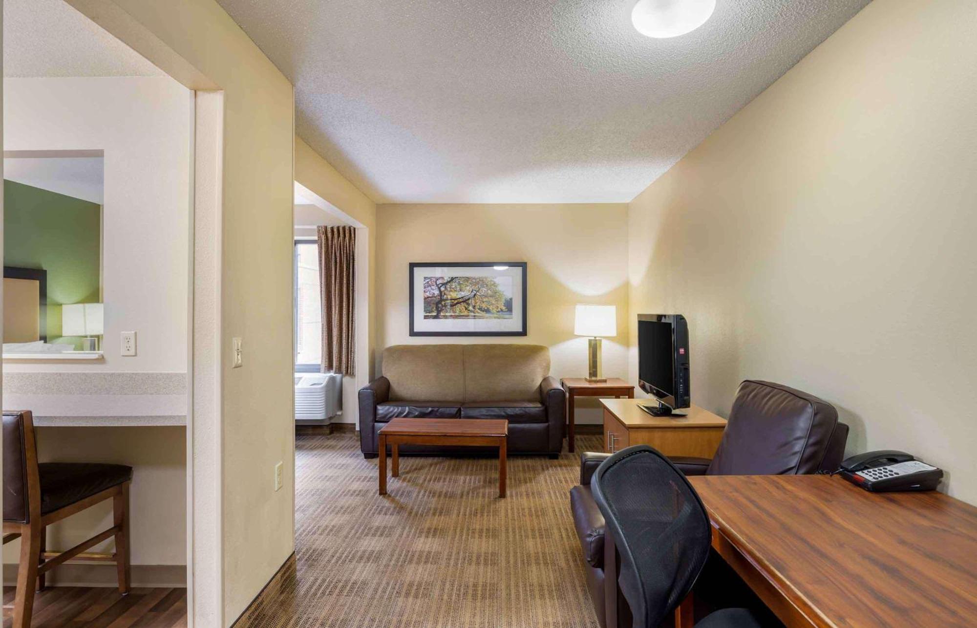 Extended Stay America Suites - Omaha - West Exterior photo